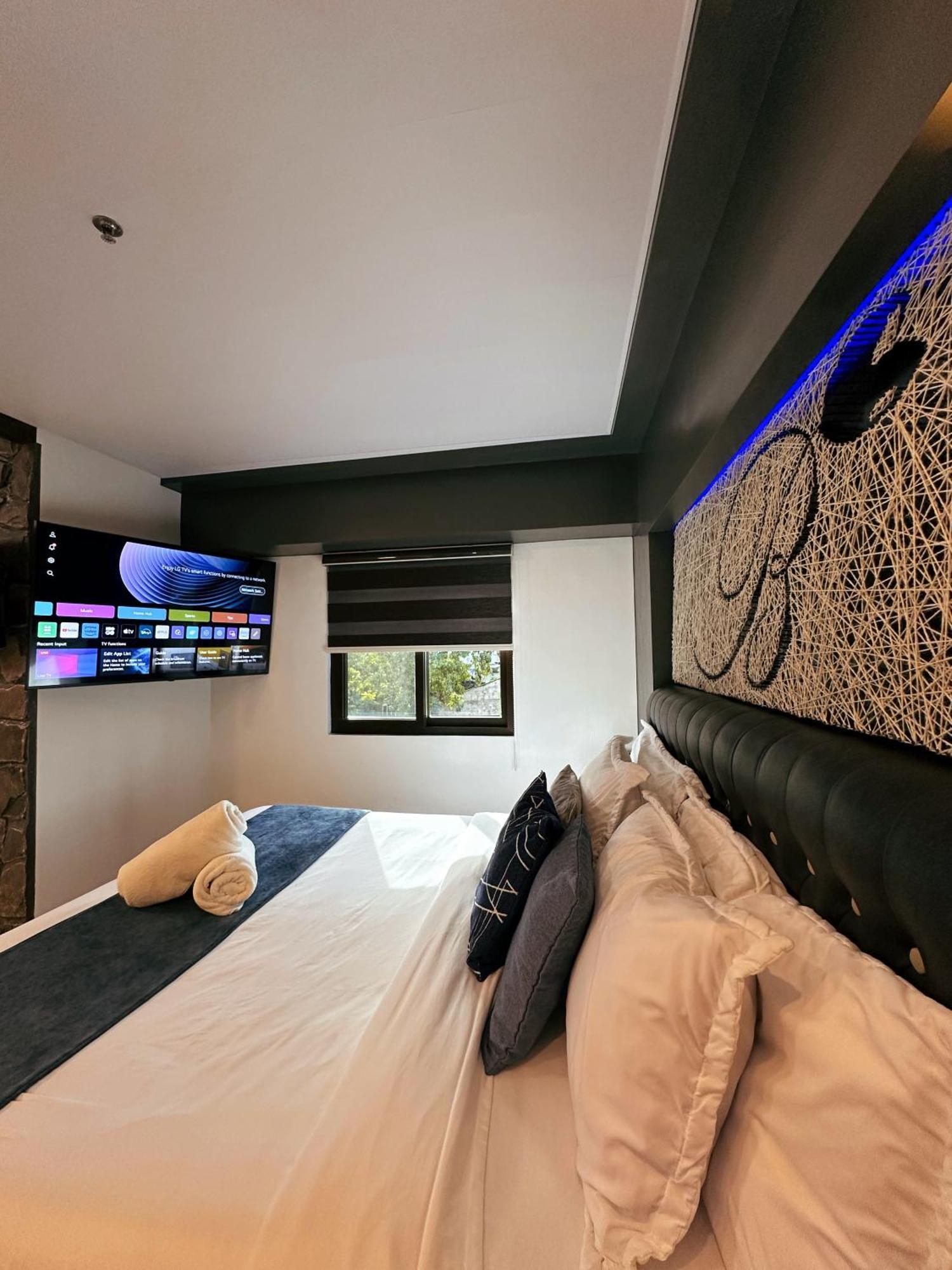 Blue Tulip - 4Mins From Mactan Airport Hotel Lapu-Lapu City Exterior photo